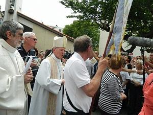 2013 05 06 MAI NIMES ASCENSION (24)